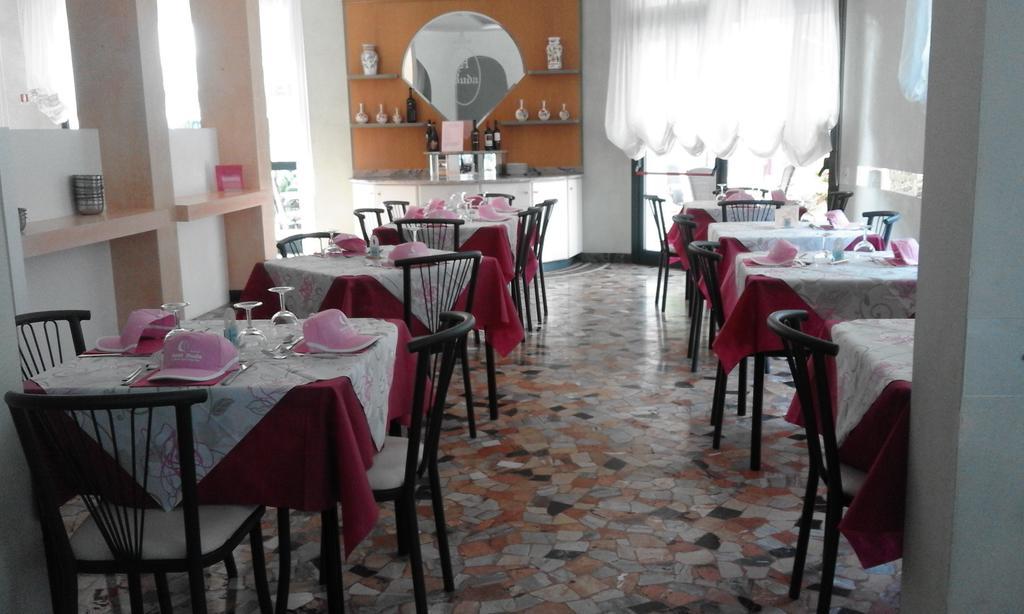 Hotel Buda Bellaria-Igea Marina Exterior photo